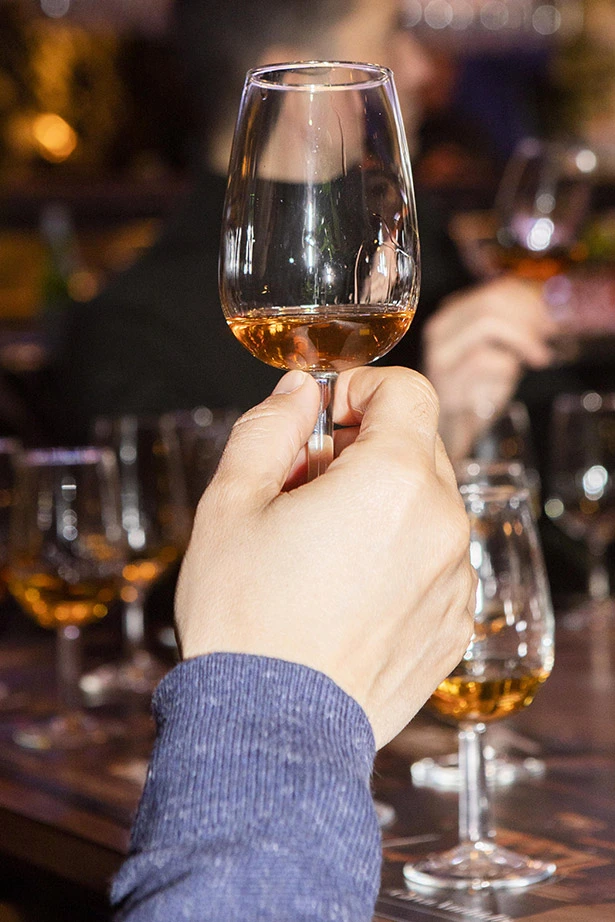 dingle Irish whiskey tasting