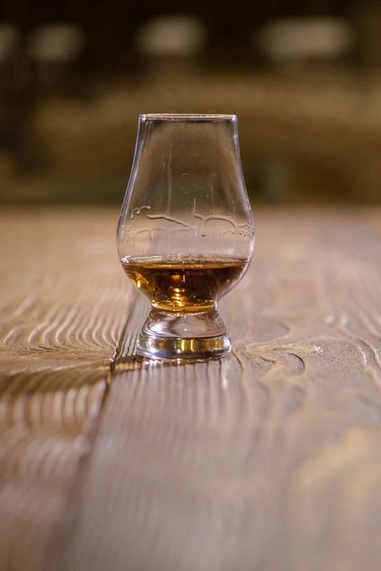 Glencairn glass with whisky