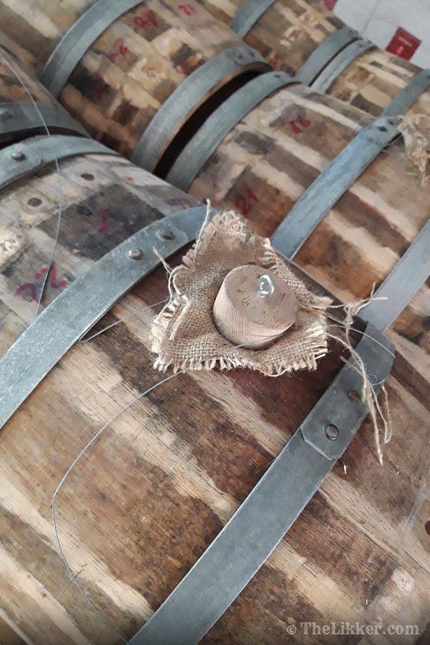 The first greek whisky The Whisky Friends #1