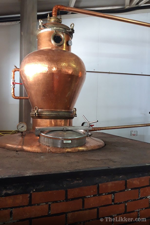 The first greek whisky The Whisky Friends #1